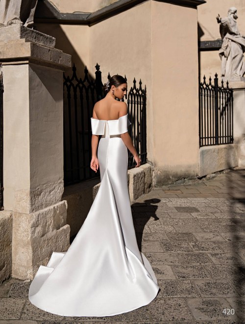 https://www.sposa-lia.com/images/stories/virtuemart/product/420       (4)82.jpg